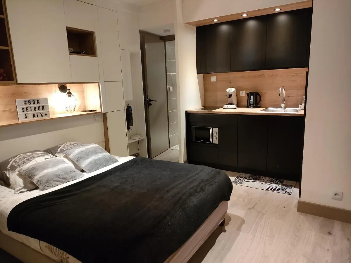 Superbe 2 Etoiles Parking Prive En Centre Ville Aix-les-Bains 0*,